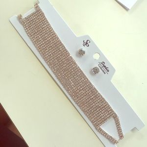 Gold Earring and Chocker Set